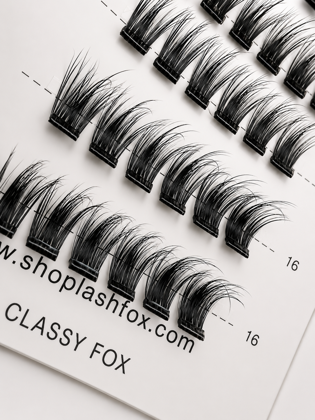 LashFox CLASSY FOX Press-On Lashes Kit – No Glue Needed, DIY Lash Extensions, Wispy  Lashes, Reusable Natural Look, 5–12 Day Wear